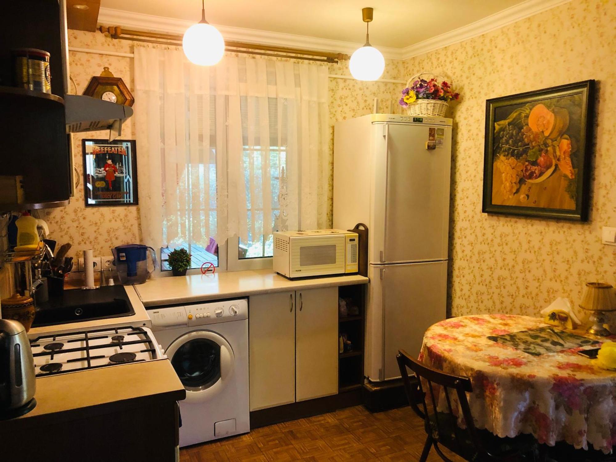 Domik V Lesy Guest House Lyutezh Exterior photo